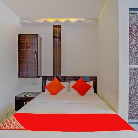 Oyo 76486 Silver Moon Mumbai Eksteriør bilde